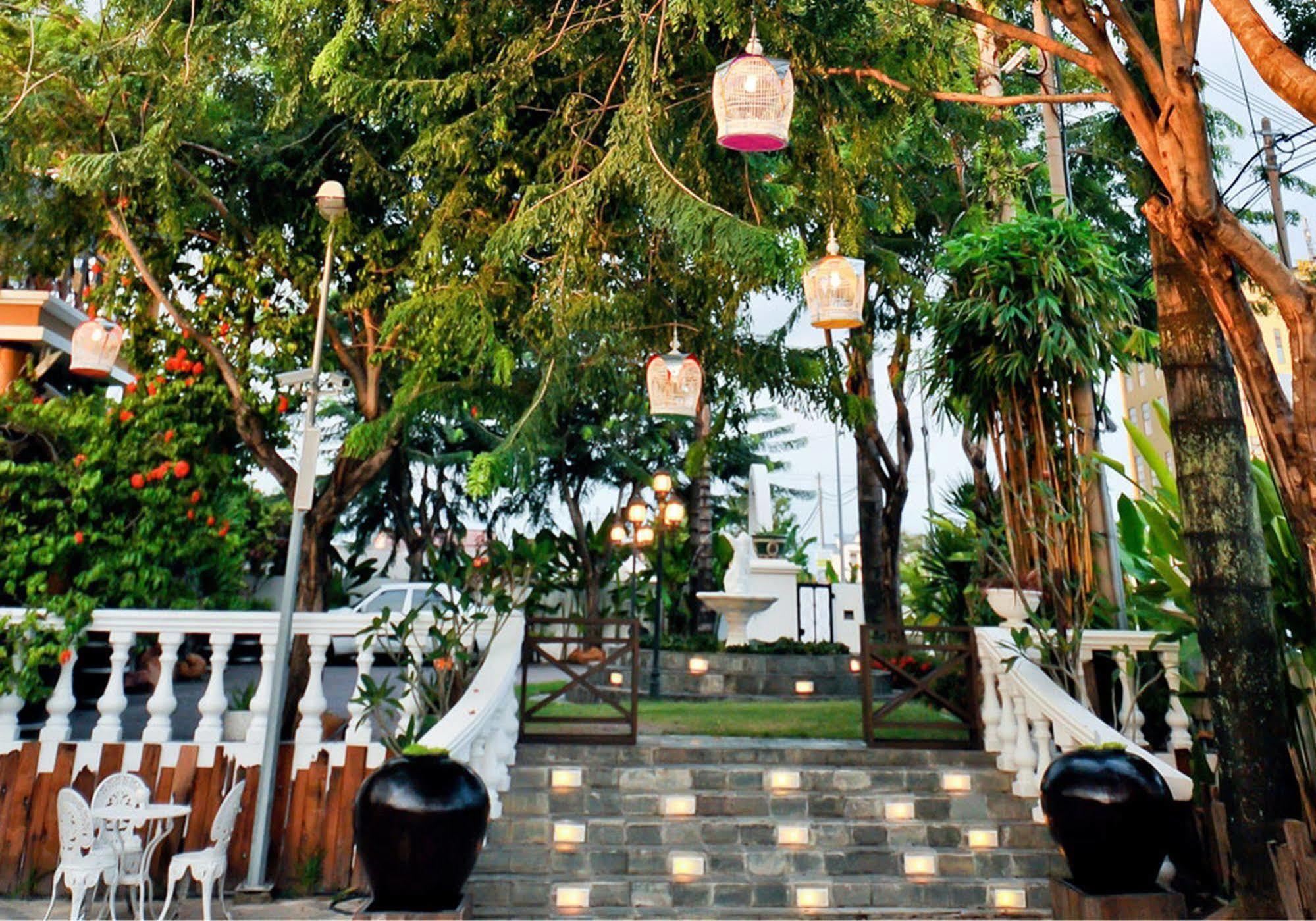 Hotel Npf Bali 3*